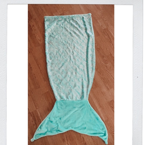 Mermaid blanket - Picture 1 of 3